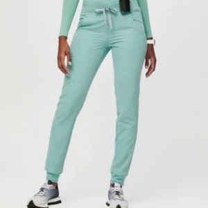 Figs Zamora Jogger in Seaglass, XSP